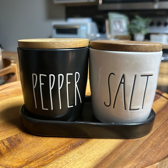 Black Rae Dunn - Picture 3 of 5